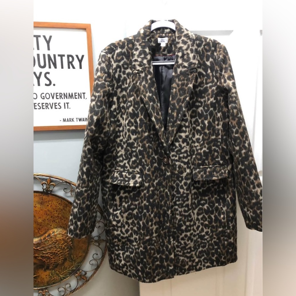 Crown & Ivy Leopard Print Women's Coat